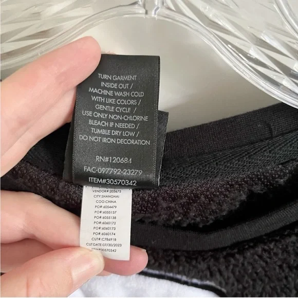 Disney The Nightmare Before Christmas sweatshirt black white Jack sherpa crop - Picture 8 of 9